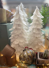 Load image into Gallery viewer, Christmas Folksy burgundy feather deco tree
